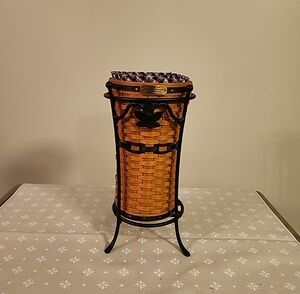 Longaberger Collectors Club JW Miniature Umbrella Basket With Stand